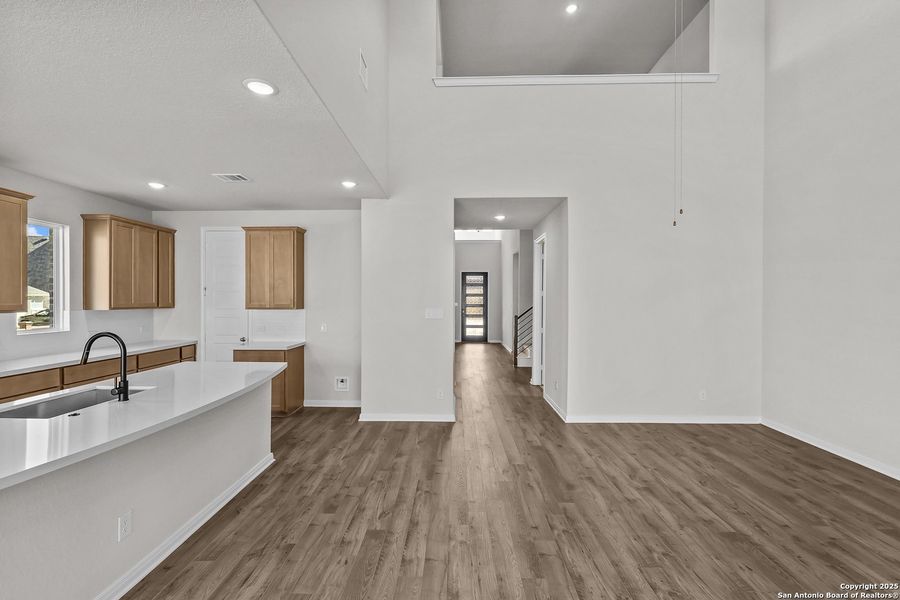 Image 47 of a home in Mayfair 60'.