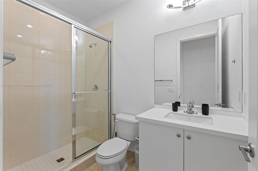 Furnished interior view inside a new home in , Boca Raton (Image 12).