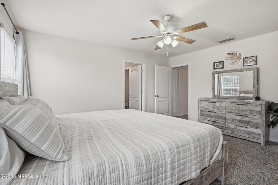 Furnished interior view inside a new home in Cross Creek Express, Green Cove Springs (Image 18). Furnished interior view inside a new home in Cross Creek Express, Green Cove Springs (Image 18).