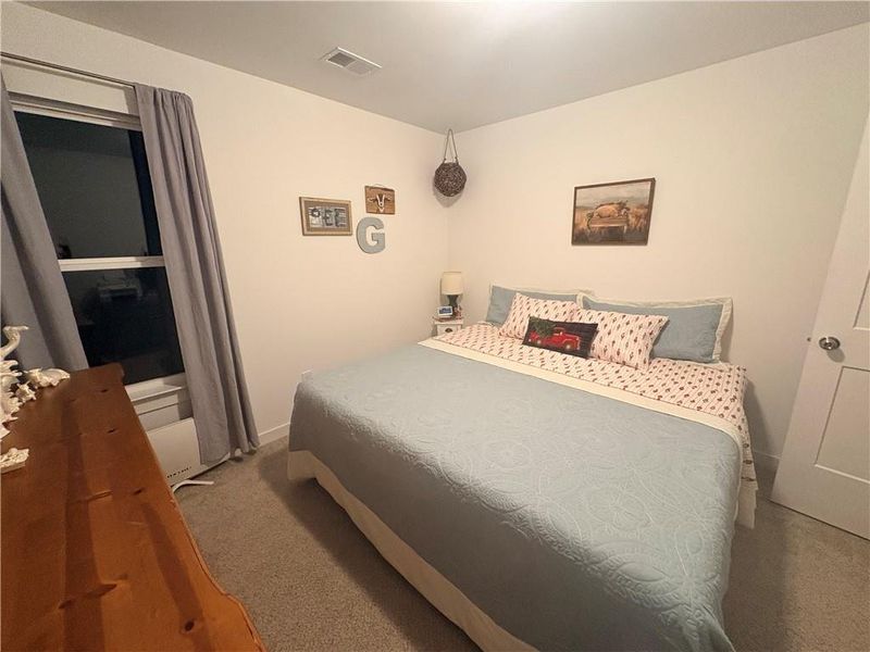 Furnished interior view inside a new home in , Toccoa (Image 39).