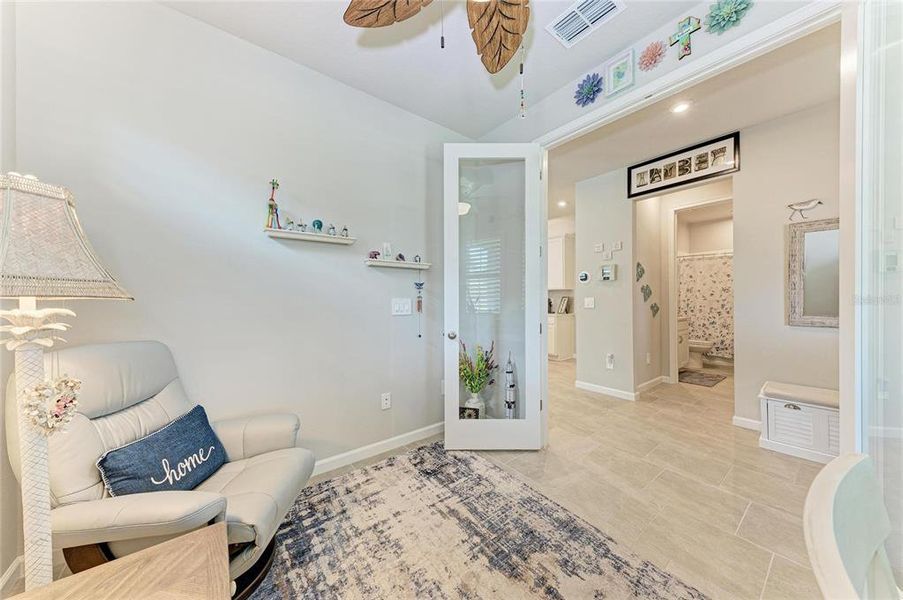 Furnished interior view inside a new home in , Venice (Image 19).