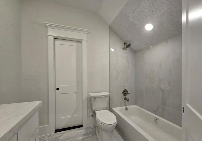 Bathroom in Bedroom 4 Bathroom in Bedroom 4