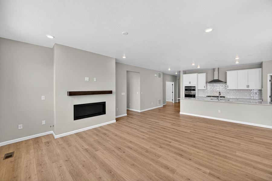 Spacious, unfurnished interior of a new home in Macanta, Castle Rock (Image 12). Spacious, unfurnished interior of a new home in Macanta, Castle Rock (Image 12).