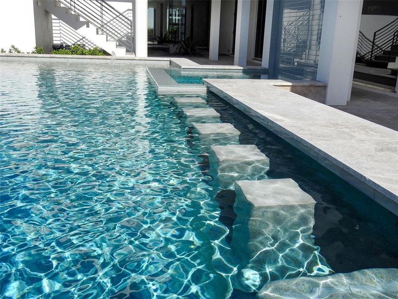 Community amenities in , Holmes Beach (Image 22).