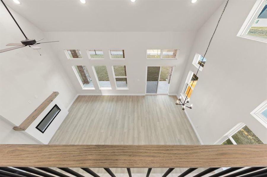 15. 1433 Kirkdale - Family (3)