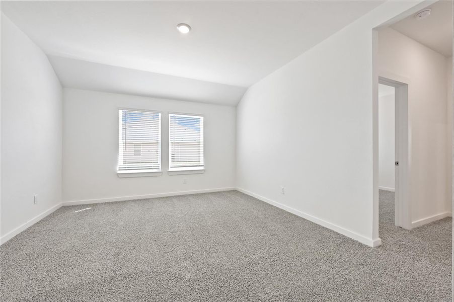 Spacious, unfurnished interior of a new home in Blue Heron Estates, Beasley (Image 24).