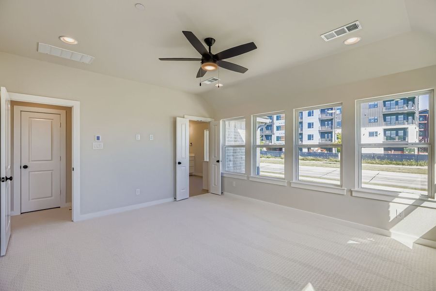 Spacious, unfurnished interior of a new home in Castle Hills Northpointe - Townhomes, Lewisville (Image 22).