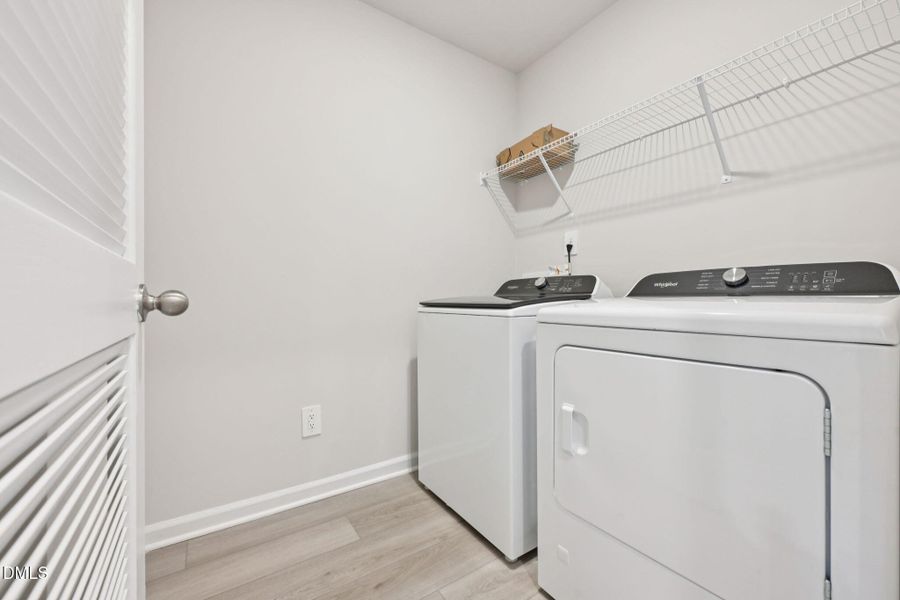 25-web-or-mls-Raleigh - Oak Manor - 649