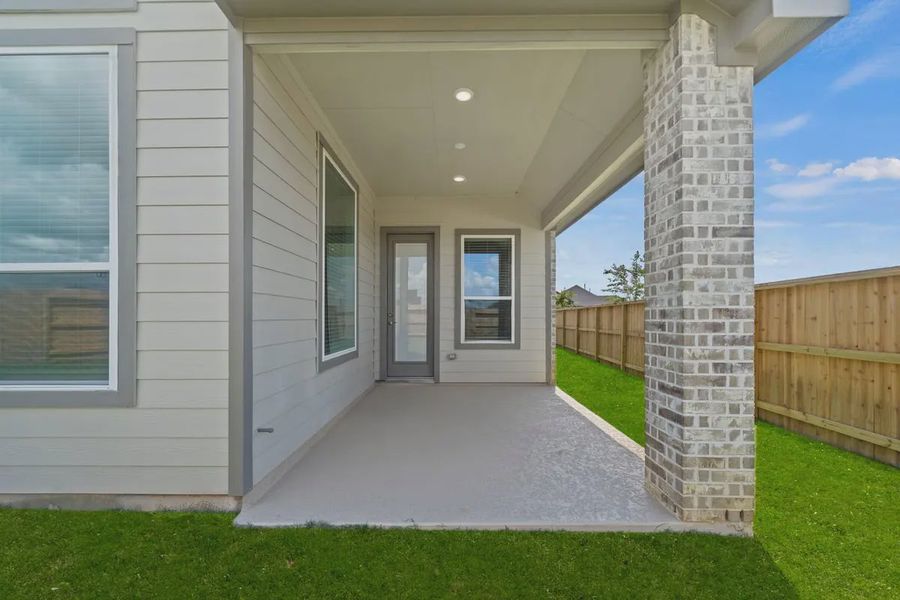 Representative exterior details of a home built from the Mariah by Chesmar Homes in Lakes of Cane Island, Katy (Image 3).