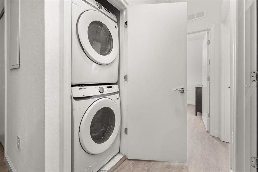 Furnished interior view inside a new home in , Davenport (Image 21).