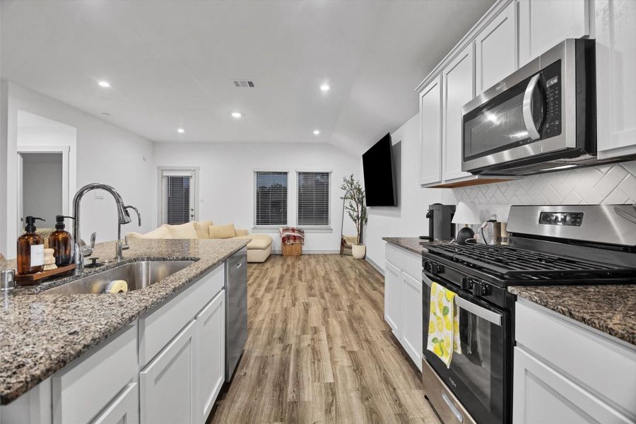 Furnished interior view inside a new home in , Baytown (Image 27).