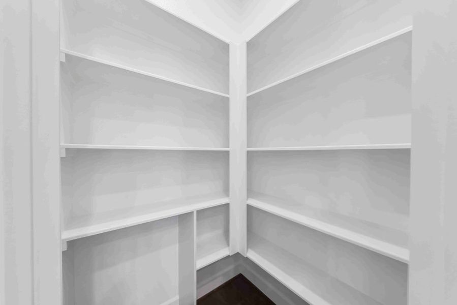 Representative furnished interior of a home built from the Warwick by Sandcastle Homes in Sunset Heights, Houston (Image 8). Representative furnished interior of a home built from the Warwick by Sandcastle Homes in Sunset Heights, Houston (Image 8).