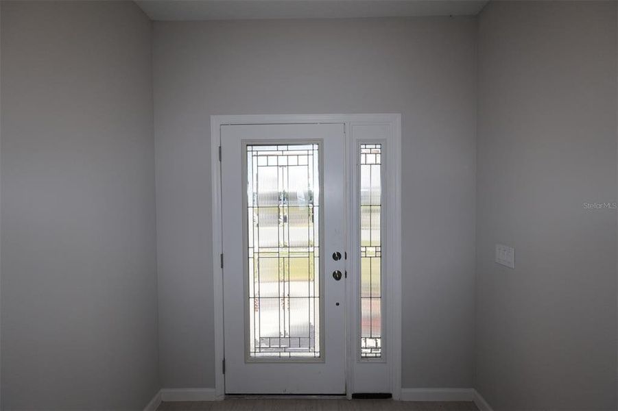 Spacious, unfurnished interior of a new home in Bay Lake Farms, St. Cloud (Image 30).