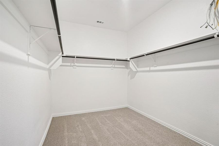 Photo is not of the actual home, but is an inspirational photo of builder’s model home and may depict options, furnishings, and/or decorator features that are not included.