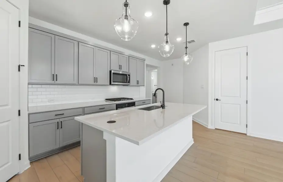 Furnished interior view inside a new home in Kuempel Farms, Pflugerville (Image 13).
