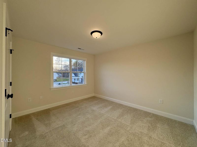 00af8c81-db21-4901-9557-53085f8c8d6c