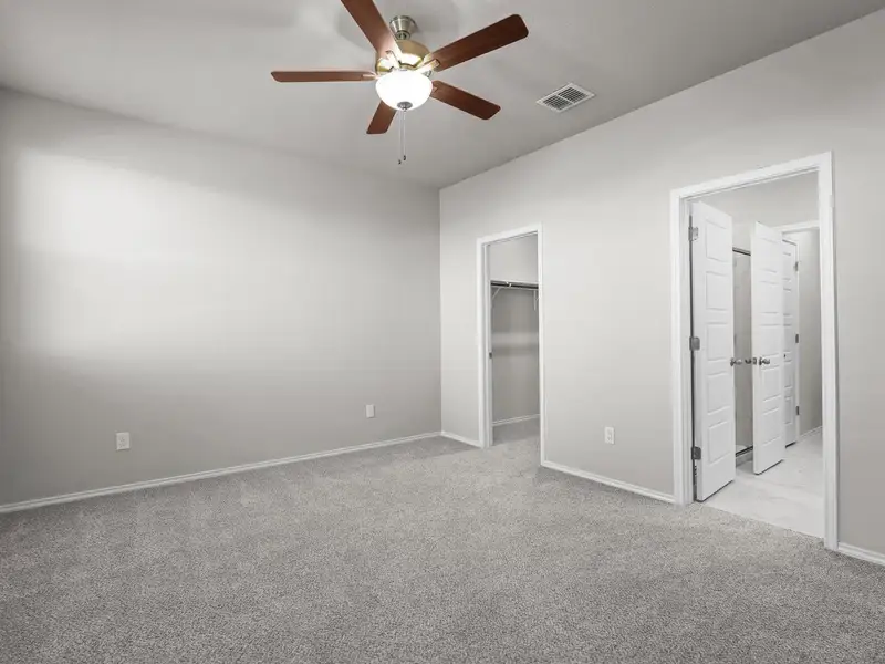 Representative unfurnished interior of a home built from the The Colorado F by Davidson Homes LLC in Heartland, Heartland (Image 17).