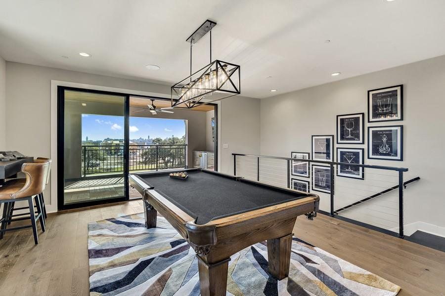 Photos are of a completed home and are for illustrative purposes only. Actual home is under construction and design selections, materials, and features may differ. Confirm final specifications with the New Home Consultant.