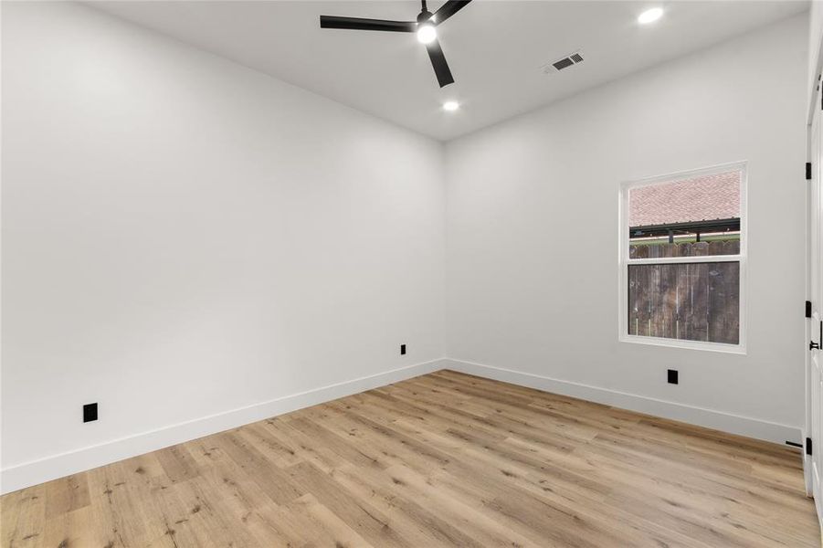 Spacious, unfurnished interior of a new home in , Fort Worth (Image 23).