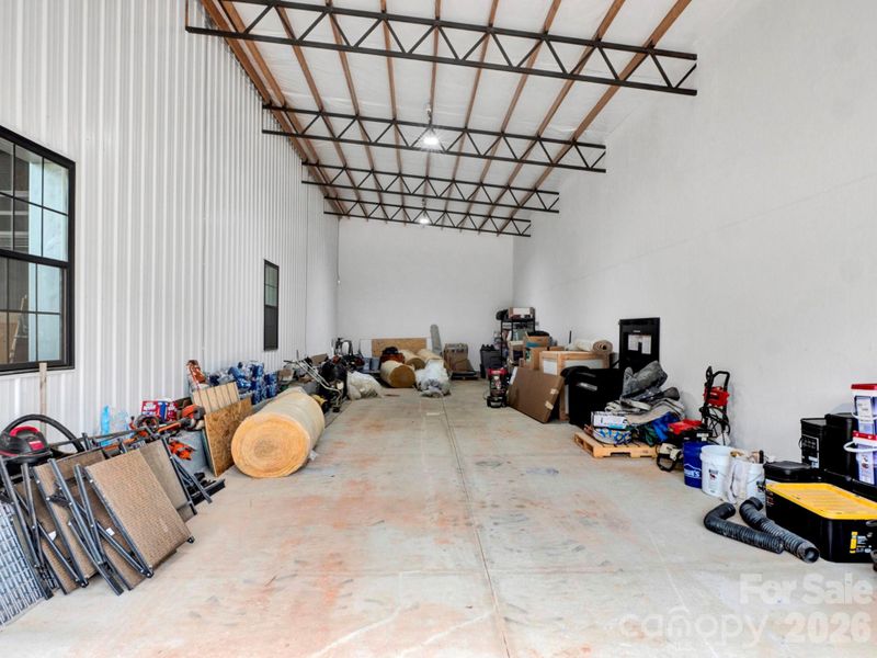 Image 36 of a home in .