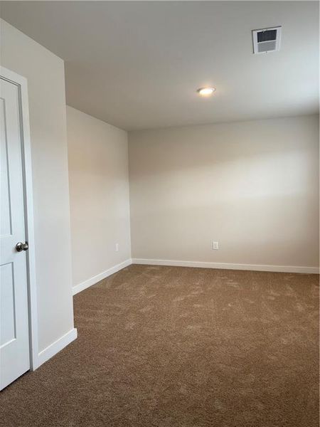 Spacious, unfurnished interior of a new home in Southern Hills, McDonough (Image 25).