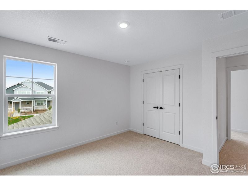 Spacious, unfurnished interior of a new home in Hansen Farm, Fort Collins (Image 25). Spacious, unfurnished interior of a new home in Hansen Farm, Fort Collins (Image 25).