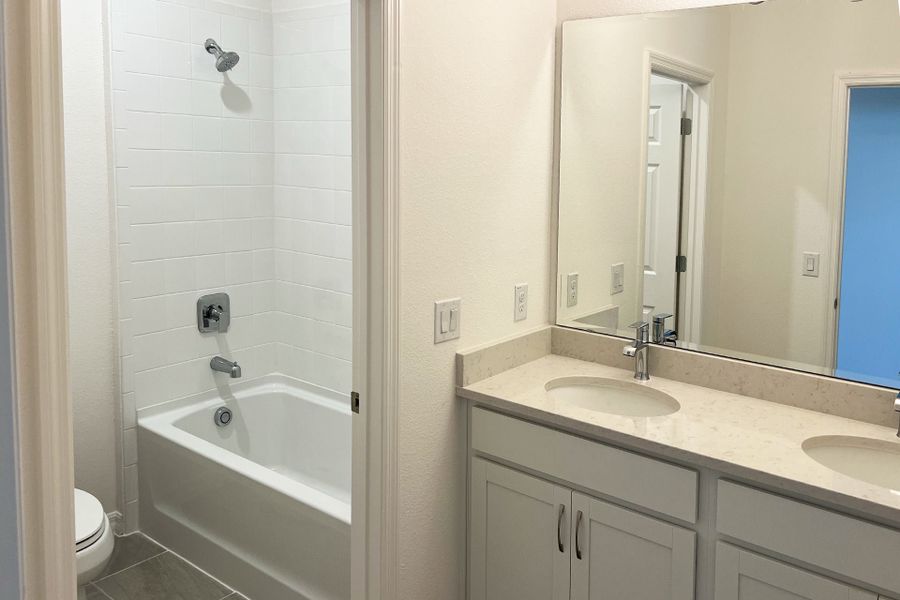 Furnished interior view inside a new home in Eagletail Landings, Howey-in-the-Hills (Image 10). Furnished interior view inside a new home in Eagletail Landings, Howey-in-the-Hills (Image 10).