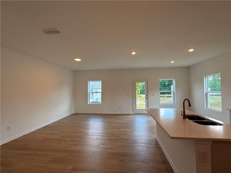 Spacious, unfurnished interior of a new home in Leydenview, Mableton (Image 24).