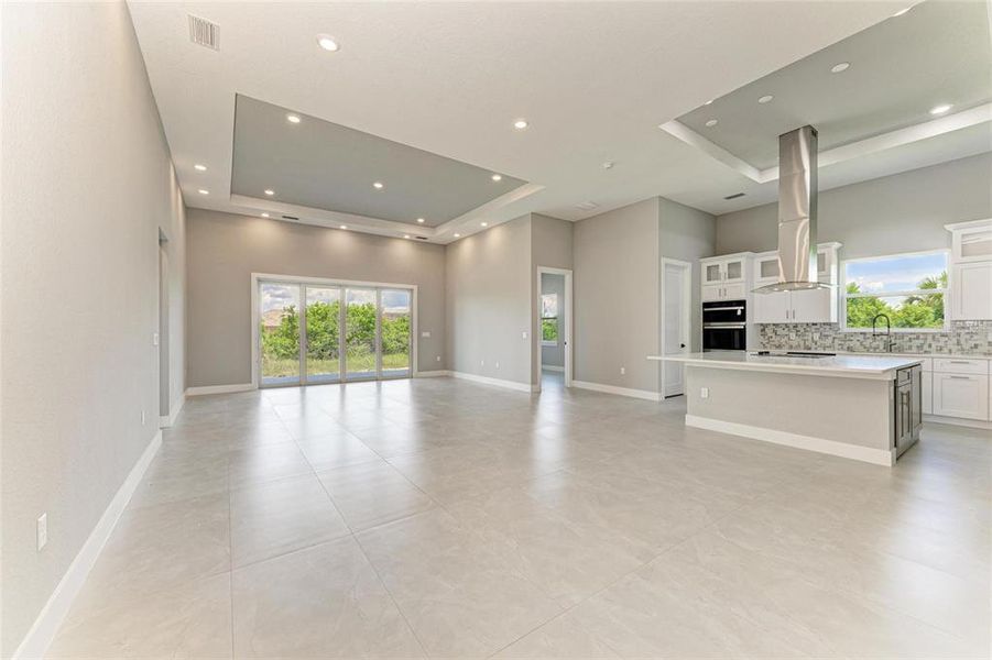 Spacious, unfurnished interior of a new home in , Port Charlotte (Image 23).
