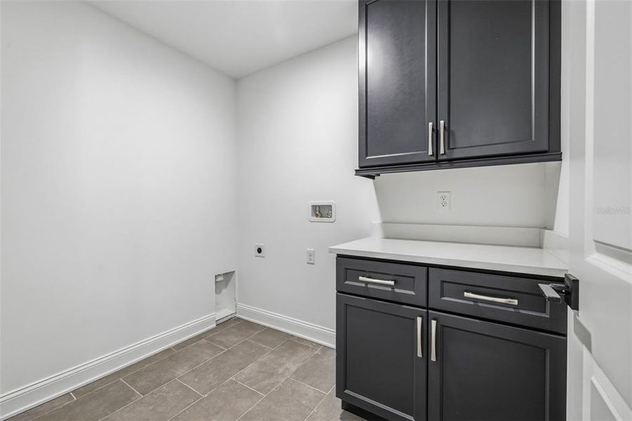 Furnished interior view inside a new home in , Tampa (Image 5).