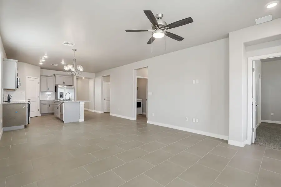 Spacious, unfurnished interior of a new home in Fairway Crossing, Converse (Image 5).