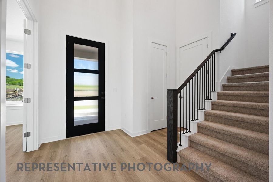 Spacious, unfurnished interior of a new home in Goodnight Ranch, Austin (Image 24).