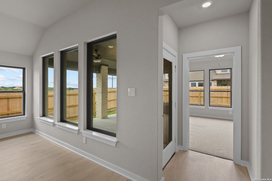 Spacious, unfurnished interior of a new home in Nopal Valley, San Antonio (Image 31). Spacious, unfurnished interior of a new home in Nopal Valley, San Antonio (Image 31).