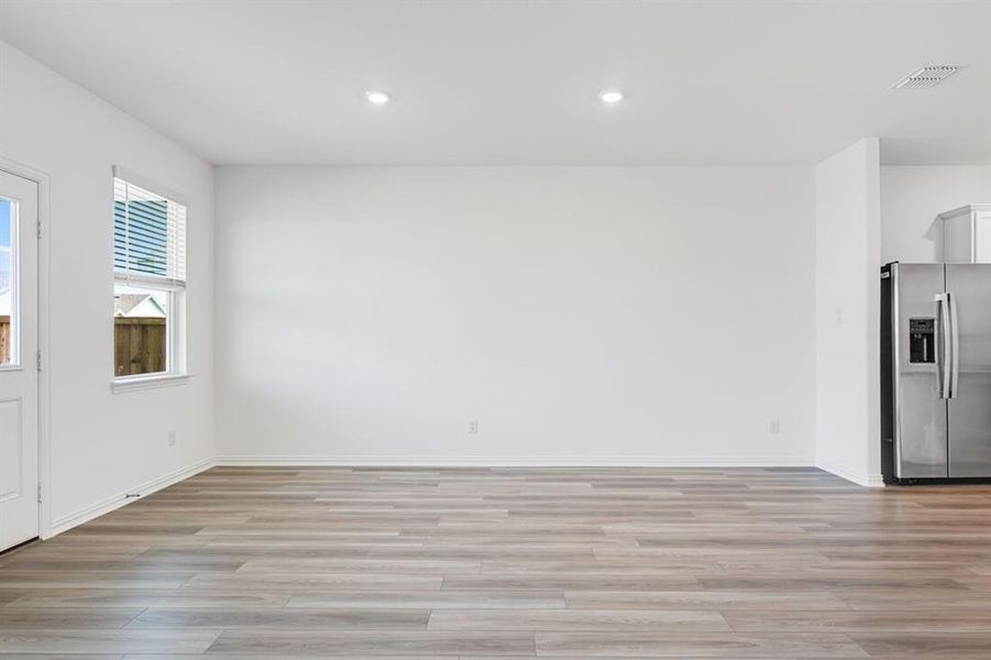Spacious, unfurnished interior of a new home in River Ridge, Crandall (Image 22). Spacious, unfurnished interior of a new home in River Ridge, Crandall (Image 22).