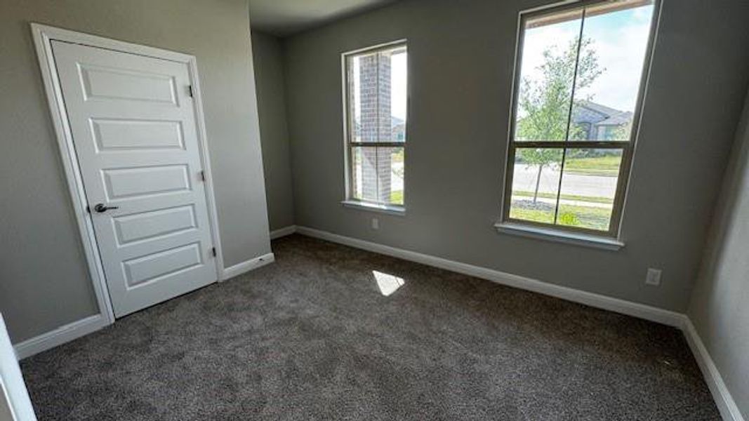 Spacious, unfurnished interior of a new home in Legado, Cleburne (Image 15).