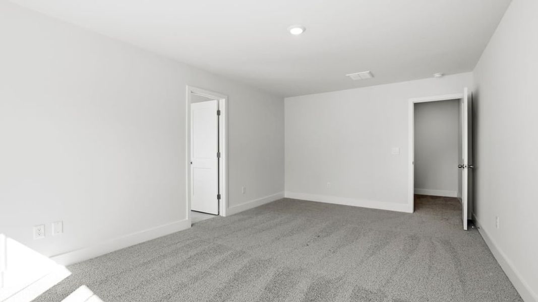 Spacious, unfurnished interior of a new home in Hidden Hills, Spartanburg (Image 33). Spacious, unfurnished interior of a new home in Hidden Hills, Spartanburg (Image 33).