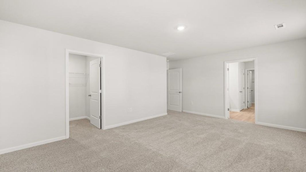 Spacious, unfurnished interior of a new home in Braselton Village, Braselton (Image 16). Spacious, unfurnished interior of a new home in Braselton Village, Braselton (Image 16).