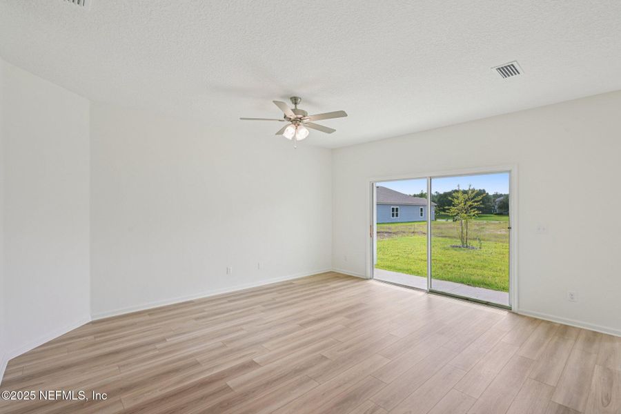 Spacious, unfurnished interior of a new home in Panther Creek, Jacksonville (Image 12). Spacious, unfurnished interior of a new home in Panther Creek, Jacksonville (Image 12).