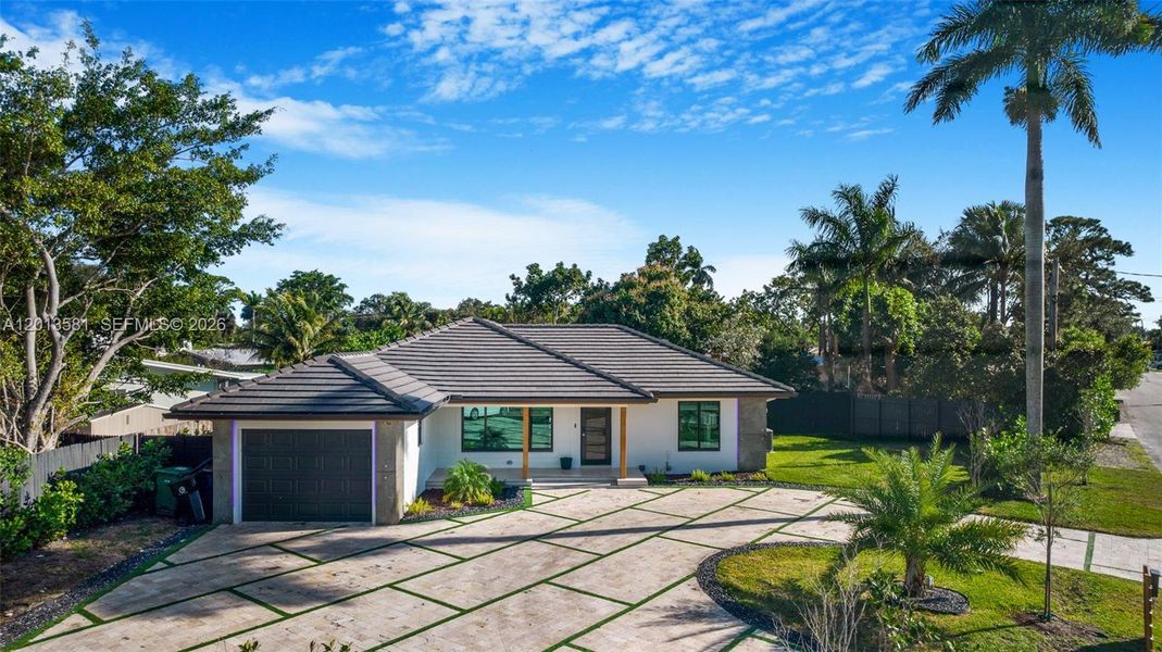 Front exterior of a new home in , Fort Lauderdale, FL, highlighting curb appeal (Image 20).