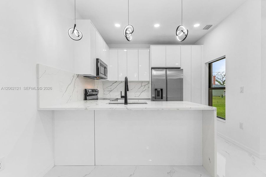 Furnished interior view inside a new home in , Cape Coral (Image 9).