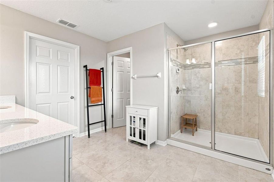 Furnished interior view inside a new home in Epperson, Wesley Chapel (Image 11). Furnished interior view inside a new home in Epperson, Wesley Chapel (Image 11).