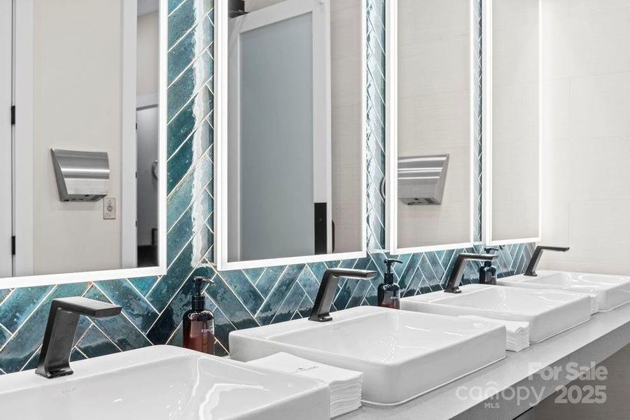 Esplanade at Northgate Community Amenities