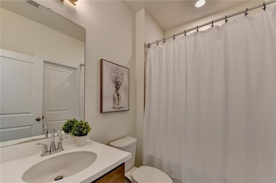 Image 42 of a home in .