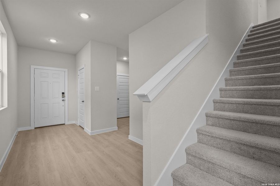 Spacious, unfurnished interior of a new home in Millican Grove, San Antonio (Image 20).