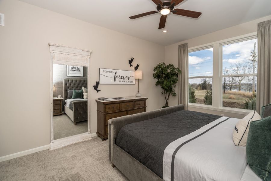 Representative furnished interior of a home built from the DaVinci by Fischer Homes in Sage Woods, Dallas (Image 11).