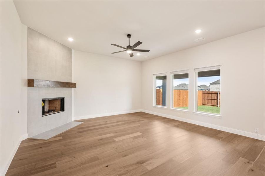 Spacious, unfurnished interior of a new home in Timberbrook, Justin (Image 23).