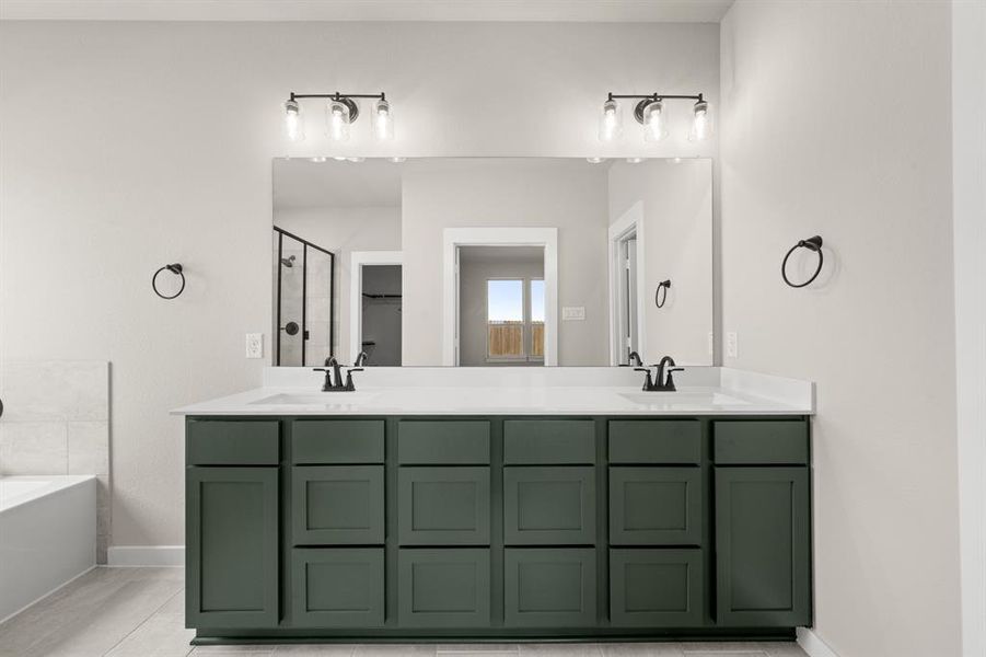 23_6900 Deadwood- Primary Suite-3