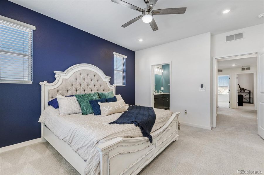 Furnished interior view inside a new home in , Broomfield (Image 20).