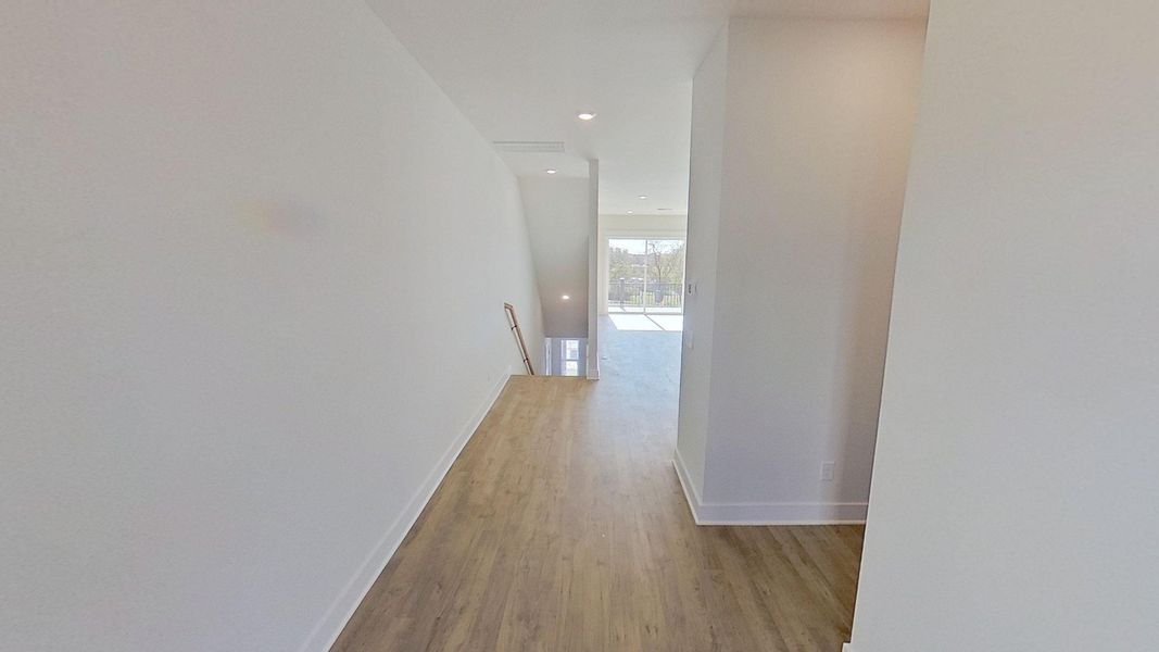 Spacious, unfurnished interior of a new home in Ridgecrest at Whites Creek, Whites Creek (Image 5).