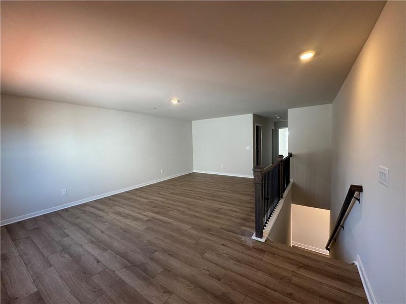 Spacious, unfurnished interior of a new home in Rosewood Lake Preserve, Hoschton (Image 16).